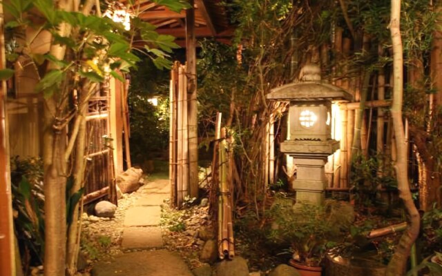 Akigawa Valley Inn Kinkoukaku