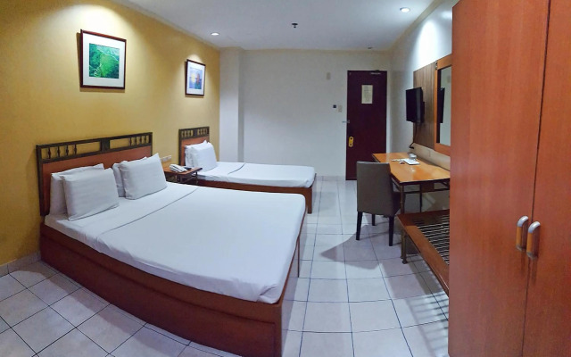 Golden Valley Hotel
