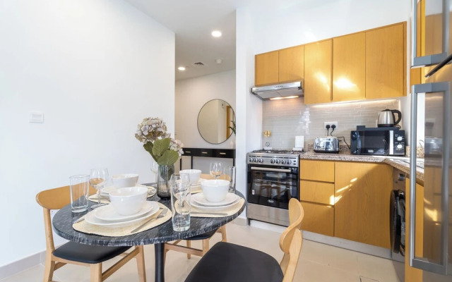 Mystic - Bellevue Tower 1