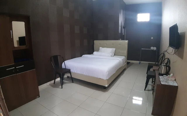 Soreang Hotel by ZUZU