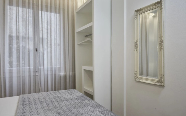 Cozy and Bright Apartment in Kolonaki