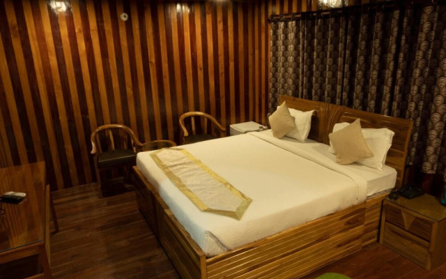 Crimson Park Residency-The Pahadi