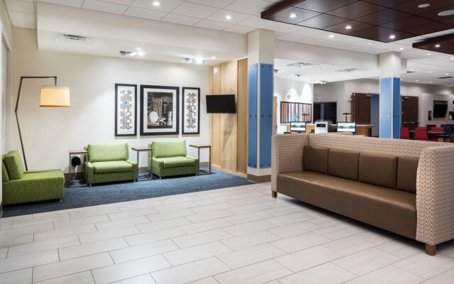 Holiday Inn Express & Suites St. Louis - Chesterfield by IHG