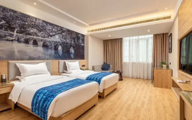 Xiyuan Jinrun Hotel (Longli)