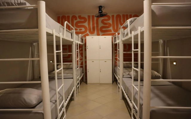 3B| Wellness Hotel & Hostel