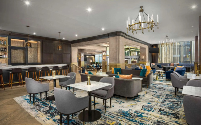 The Marquette Hotel, Curio Collection by Hilton