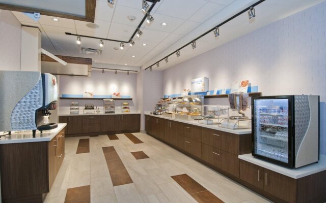 Holiday Inn Express & Suites Johnstown by IHG