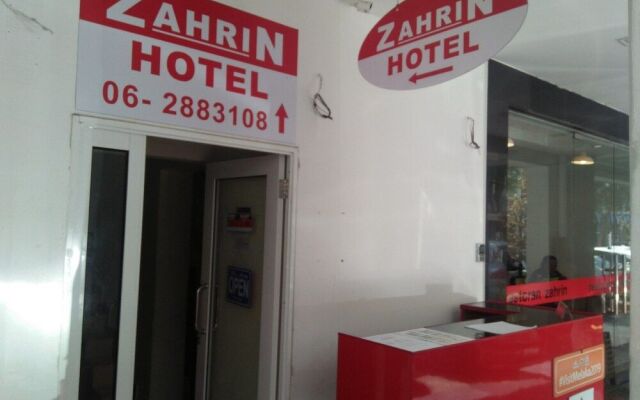 OYO 89689 Zahrin Hotel