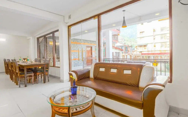 Beyond Stay Kenview Manali