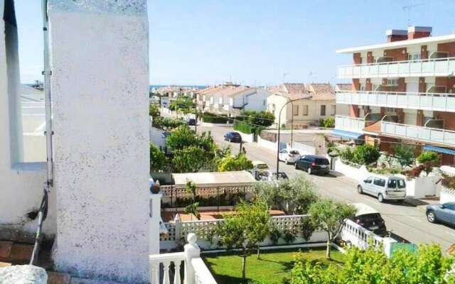 House With 3 Bedrooms in Creixell, With Furnished Terrace