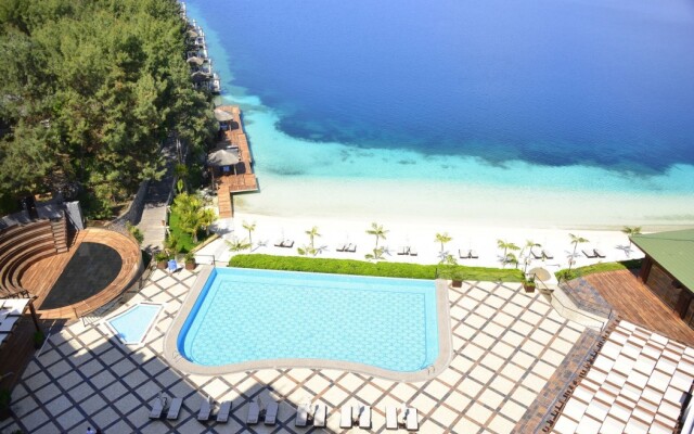 Angels Peninsula Hotel