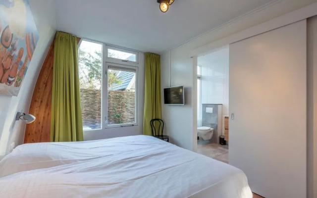 Coastal Villa With Jacuzzi