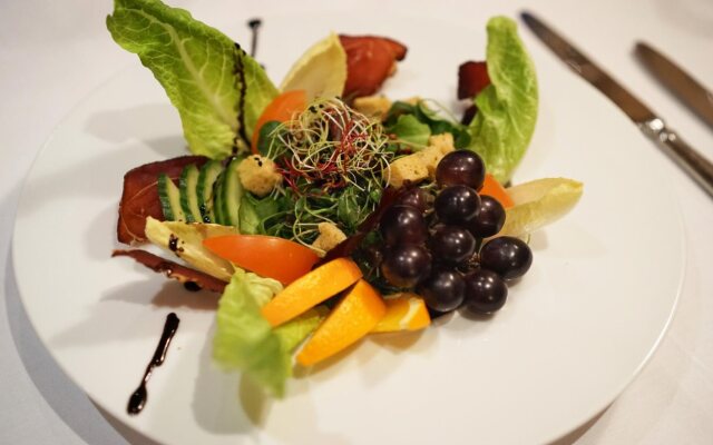 Thermalhotels und Walliser Alpentherme & SPA Leukerbad