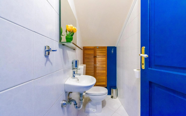 Villa Piano - Four Bedroom Villa With Terrace and Swimming Pool