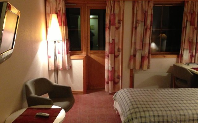 Toten Hotel Sillongen - Hotell - Overnatting - Kurs / Konferanse