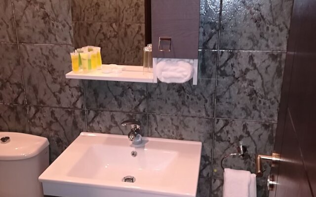 Shams Al Weibdeh Hotel Apartment