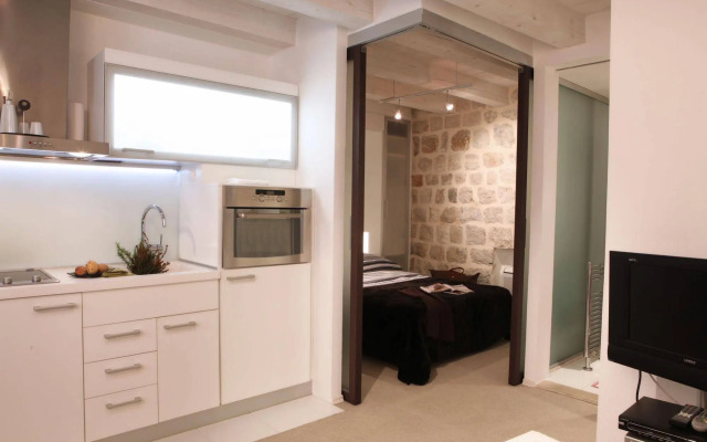 MirÓ Studio Apartments