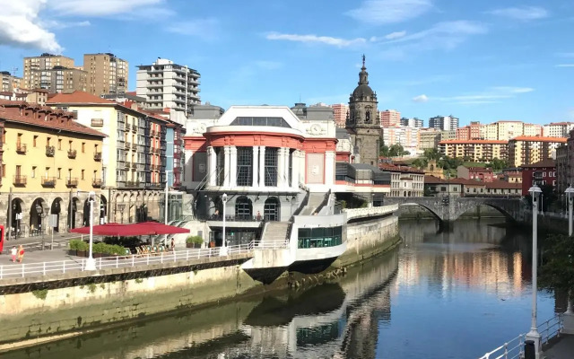 Old Town & River (Casco Viejo Bilbao) E-BI 1138