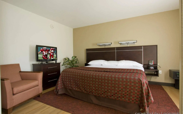 Red Roof Inn PLUS+ Columbus Downtown-Convention Center