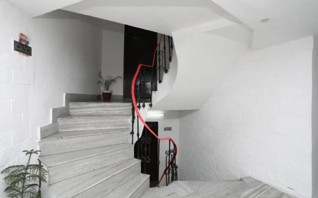 OYO 6119 Hotel Royal Classic