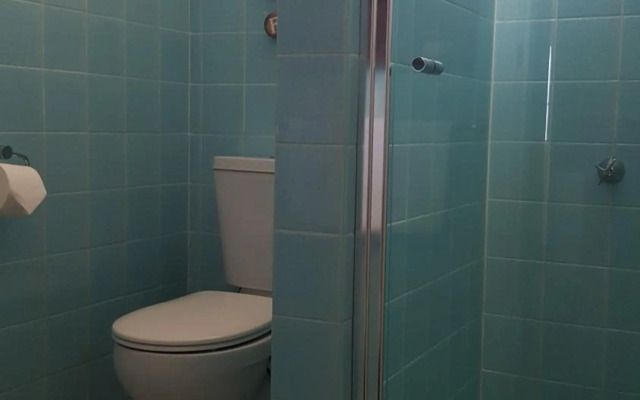 Villa Riviera on River Front