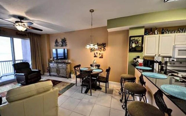 Sunrise Beach 1105 - 1165002