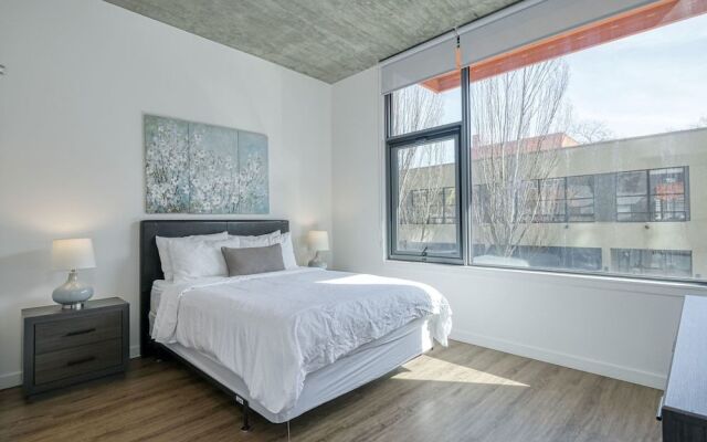 Modern Apartments by Barsala