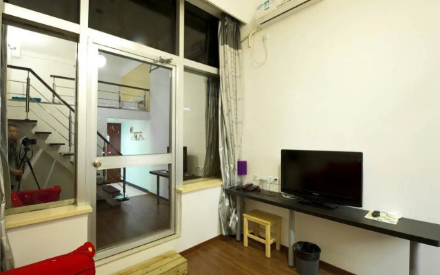 Shanghai Blue Mountain Bund Youth Hostel