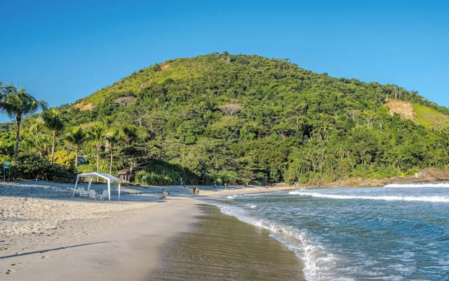 4 quartos piscina 350 m praia