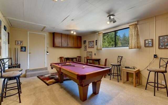 3221 Marlette Circle