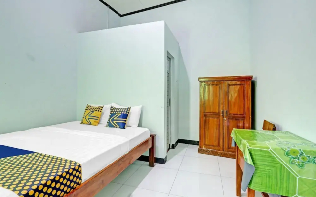 SPOT ON 90760 Homestay Al Madina Syariah