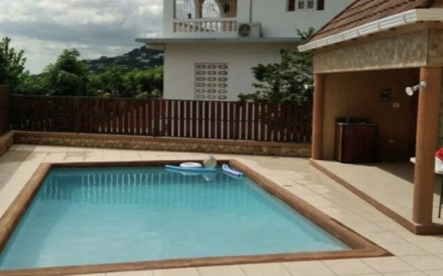 Remarkable 2-bed Apartment in Kingston