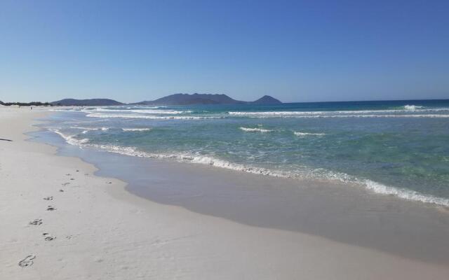 Apartamento Condomínio Golden Lake Arraial do Cabo - RJ