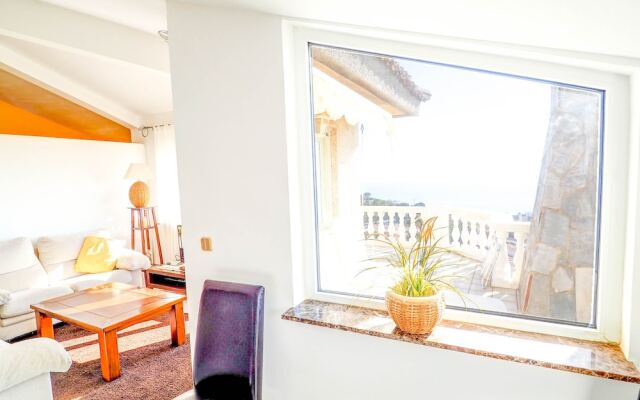 Property with amazing sea view and pool