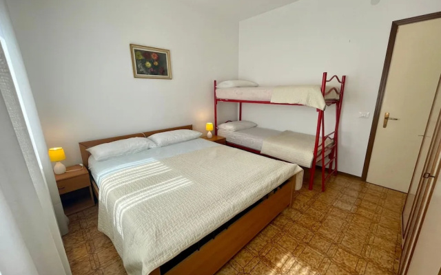 Enjoy the Pool at our Cozy Flat