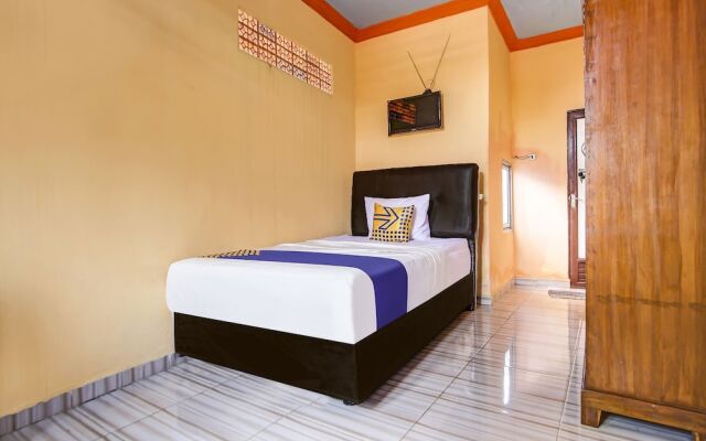 OYO Life 90433 Serasi Kost