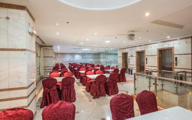 Rawdhat Al Mukhtara Hotel