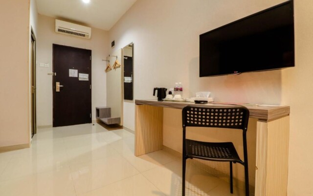 Lovina Inn Hotel Batam