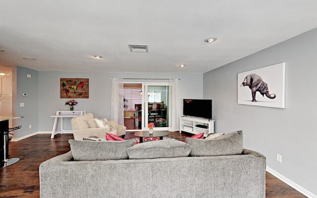 2040 Forest Drive Home