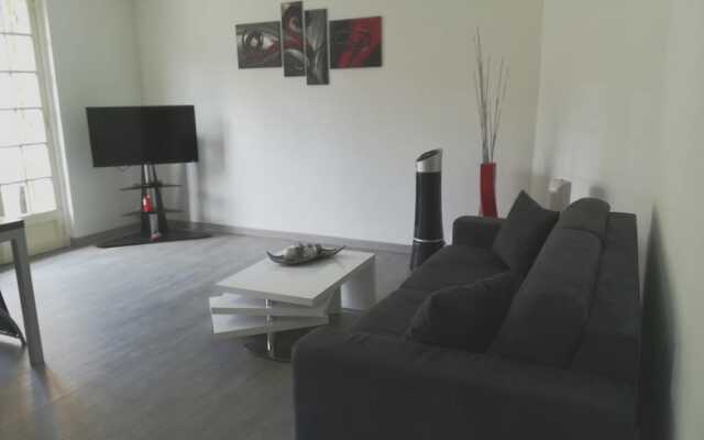 Apartment With 2 Bedrooms in Sarlat-la-canéda, With Balcony and Wifi