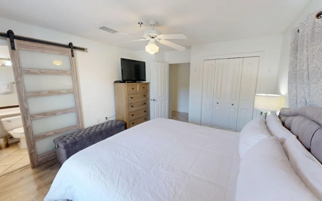 Grand Caribbean East 101 2 Bedroom Condo