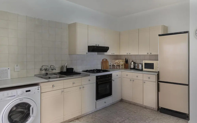 Phaedrus Living Seaview Phinikoudes Flat