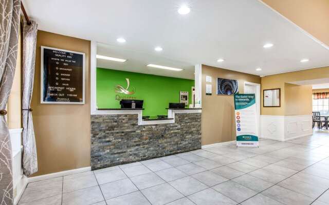 Quality Inn Bessemer I-20 exit 108