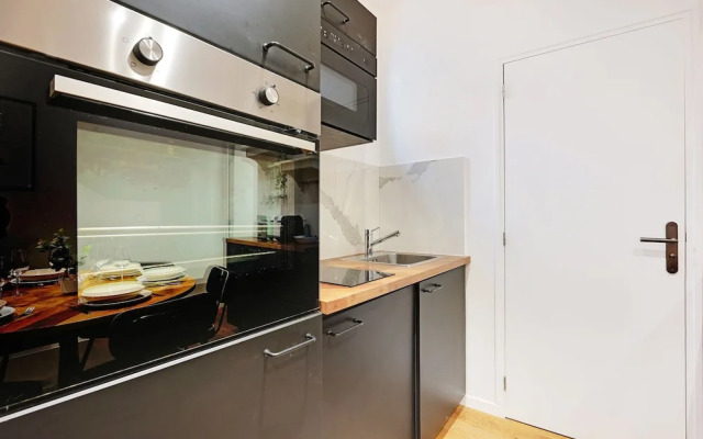 Private Terrace Apartment -1bdr/ 6p-sacra-ca\"ur