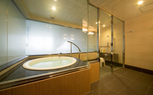 Kikunan Onsen UBL Hotel