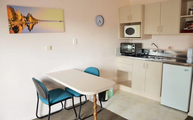 Esplanade Motels