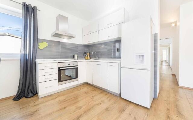 Apartments Tonka Centar