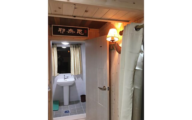 Jecheon Log Tree Pension