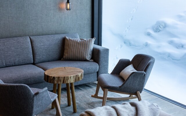 Santa's Hotel Rakka