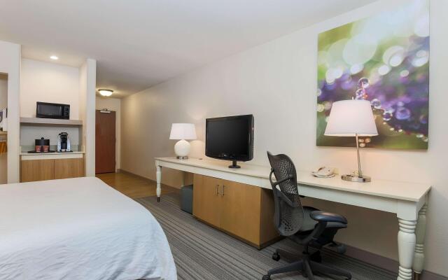 Hilton Garden Inn Bakersfield
